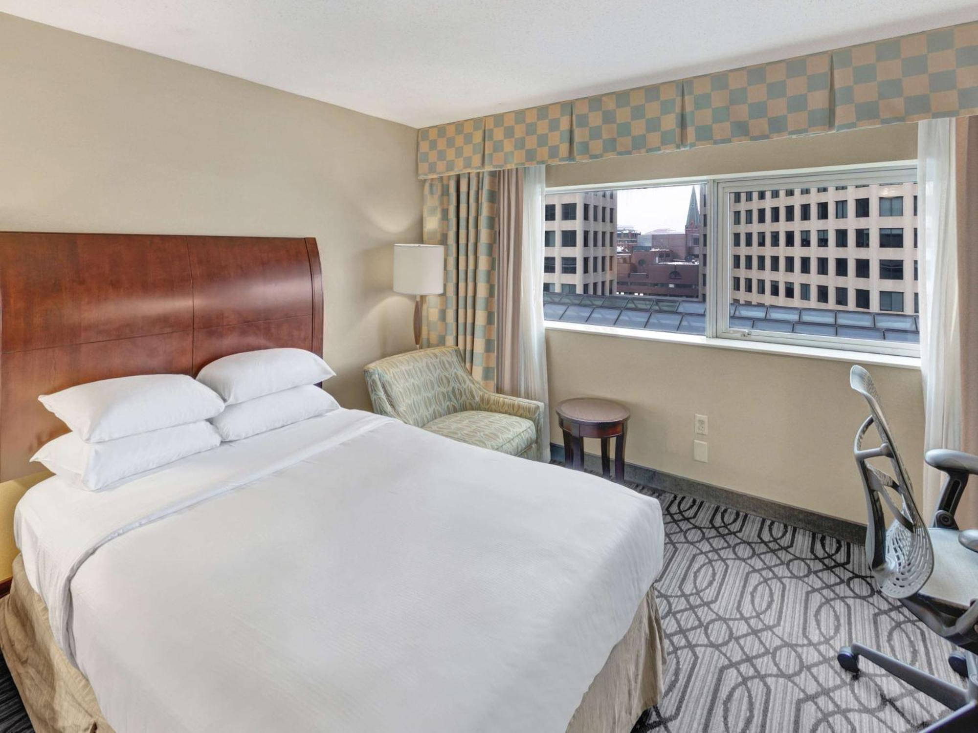 Doubletree By Hilton St Paul Downtown Saint Paul Exterior foto